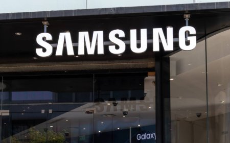 Samsung Galaxy Fold 8: trapelano i prezzi europei... e no, non vi piaceranno